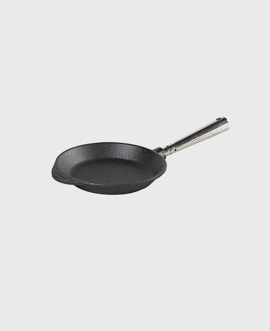 Black cast iron frying pan round 18 cm with self-ventilating stainless steel handle