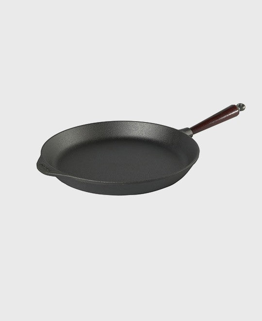 Black cast iron frying pan round 36 cm with beechwood handle