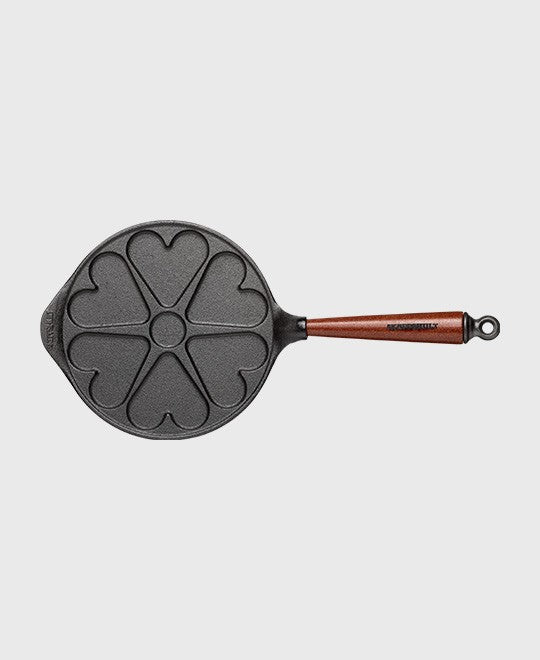 Black cast iron heart pancake pan round 23 cm with beechwood handle
