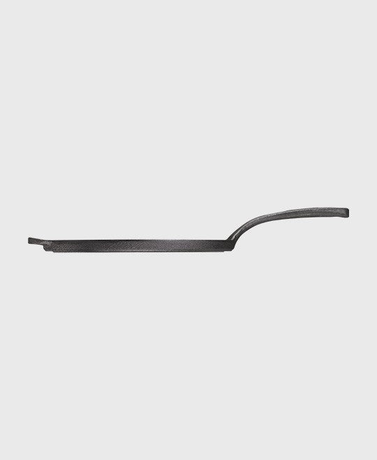 Black cast iron pancake pan round 23 cm with iron handle