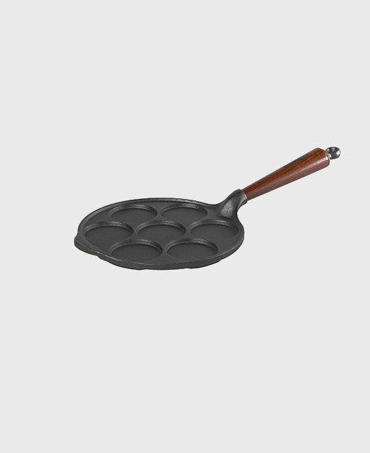 Black cast iron scotch pancake pan round 23 cm with beechwood handle