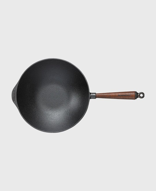 Black cast iron wok pan round 30 cm with beechwood handle