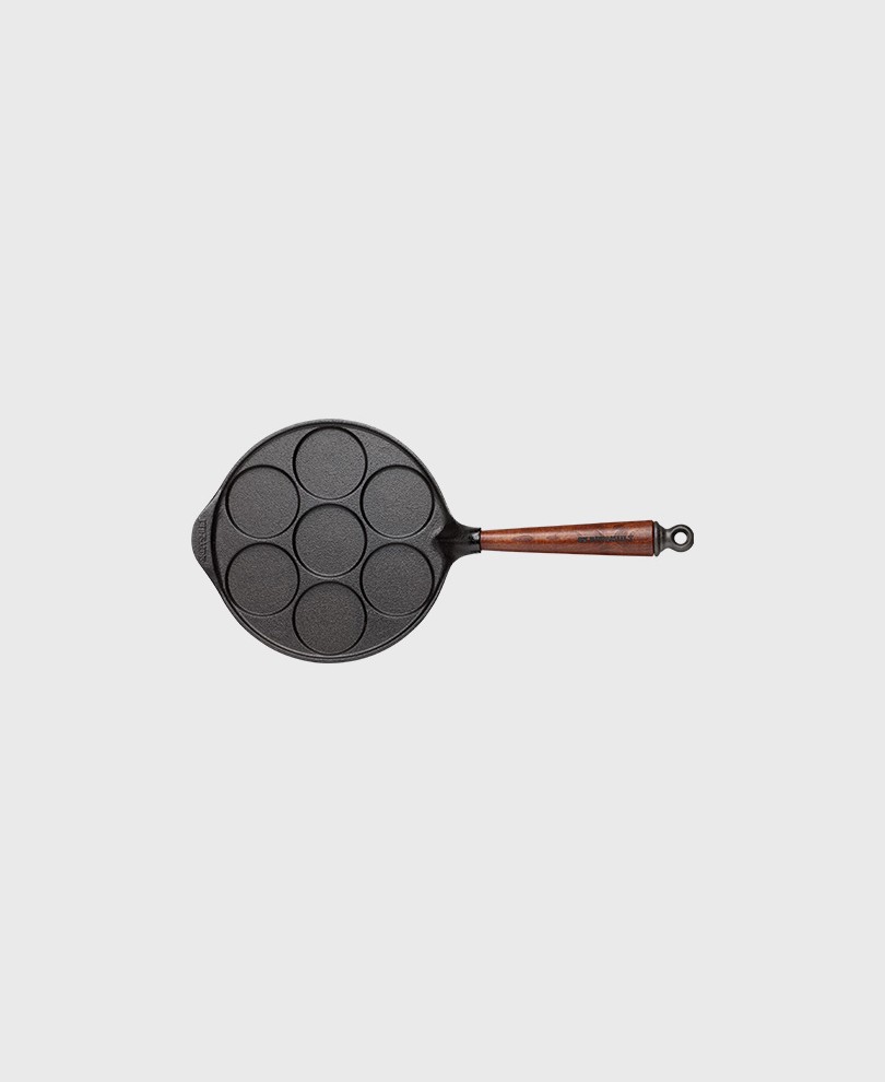 Skeppshult] Pancake Pan, 23cm w/ Walnut Handle – HANKOOK