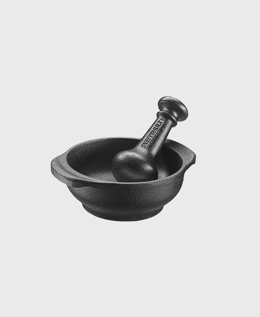 Spice grinder with pestle