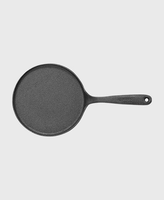 Black cast iron crepe suzette pan round 17 cm with iron handle