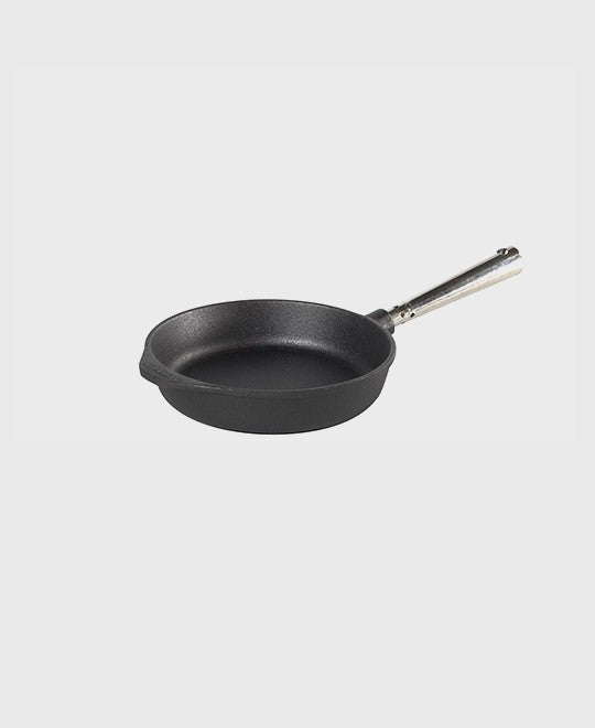 Black cast iron deep pan round 20 cm with self-ventilating stainless steel handle