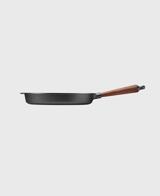 Black cast iron deep pan round 30 cm with beechwood handle