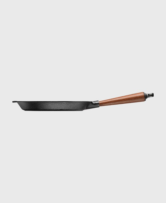 Black cast iron frying pan round 26 cm with beechwood handle