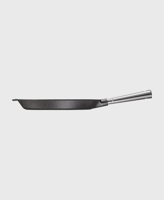 Black cast iron frying pan round 28 cm with self-ventilating stainless steel handle