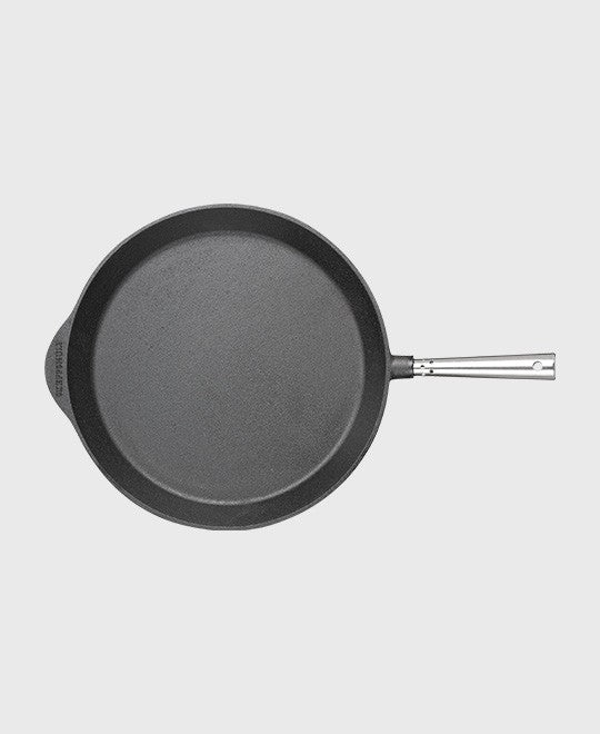 Black cast iron frying pan round 36 cm with self-ventilating stainless steel handle