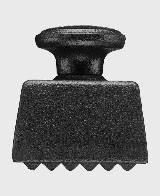 Black cast iron meat tenderizer 7x7 cm with pyramid pattern