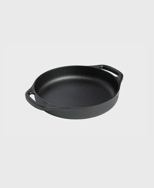 Black cast iron oven dish round 25 cm with iron handles