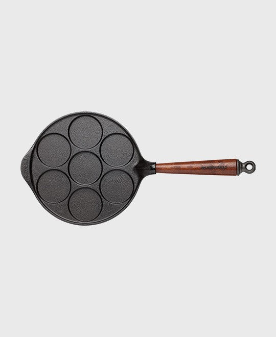 Black cast iron scotch pancake pan round 23 cm with beechwood handle